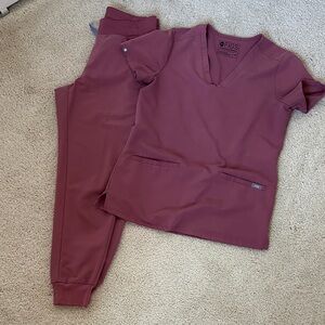 Figs Dusty Rose Scrub Set